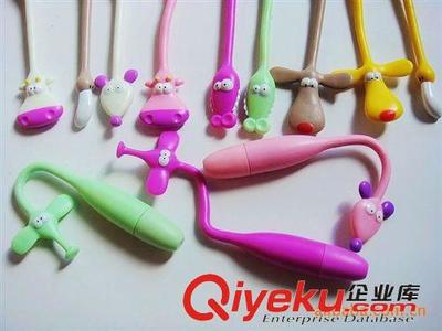 鄰舍工廠 創(chuàng)意動物彎曲筆，打造獨特贈品新選擇